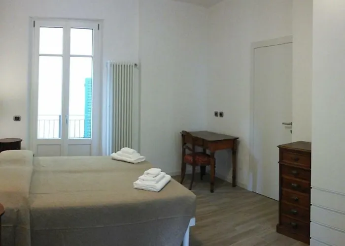 I Tulipani - 1 * Cadenabbia